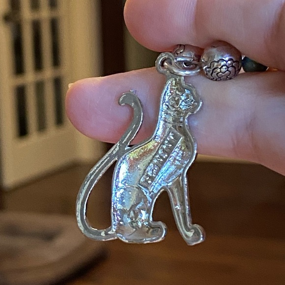 Regal colorful sculptured enameled cat necklace with agate 19 inches - Picture 6 of 6